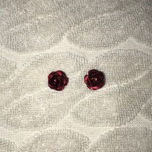 Rose stud earrings